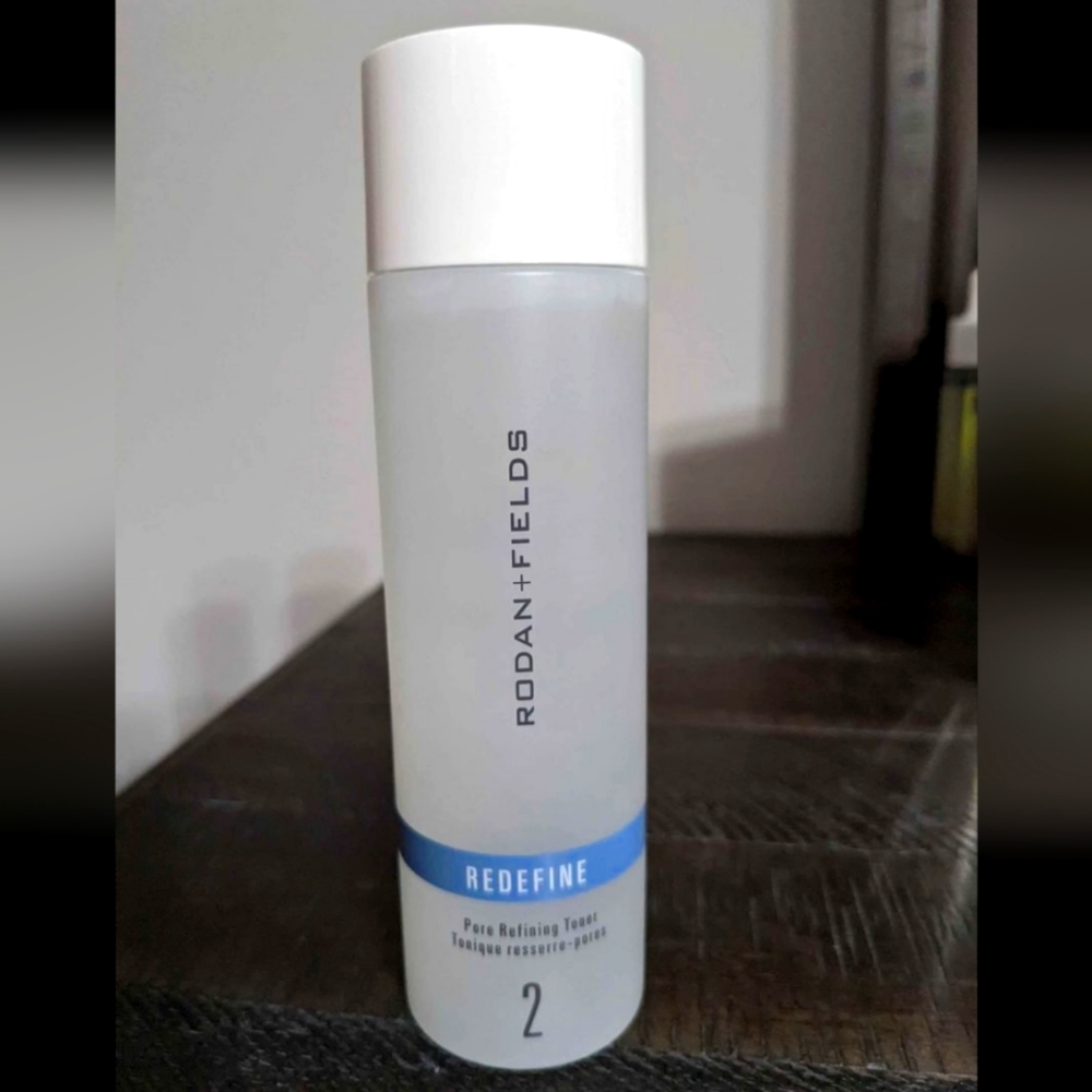Rodan And Fields REDEFINE Pore Refining Toner